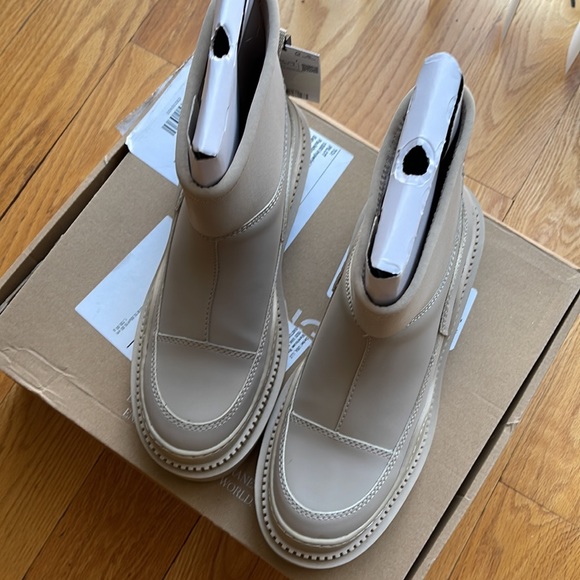 Mango Flat Rubberized Lug Boots - Picture 4 of 12